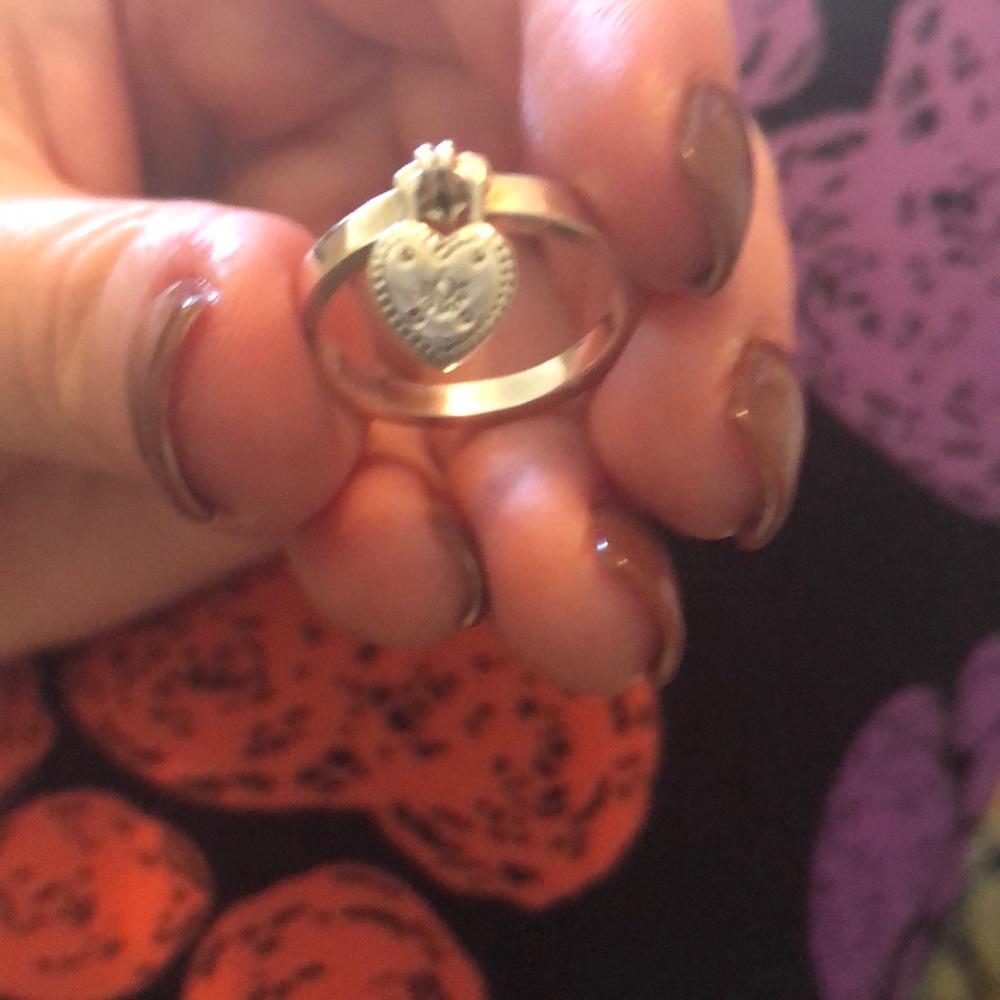 Pandora ring